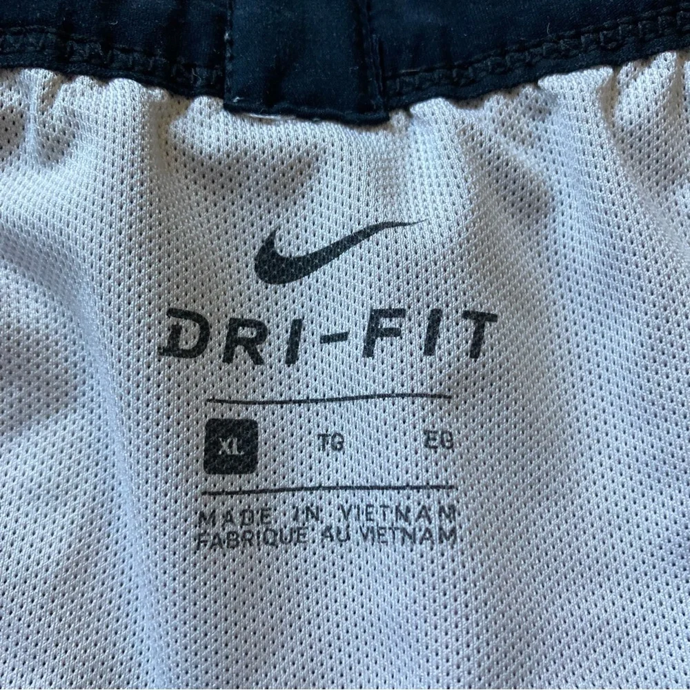 Nike Stride Wild‎ Running Shorts Men’s Size XL Dri-fit Psychedelic Rare